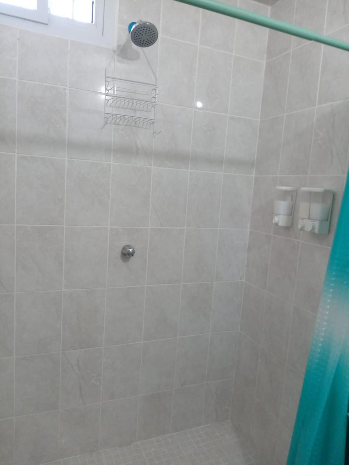 Апартаменти Habitacion Privada A 8 Minutos Del Aeropuerto Tocumen Tapia Numero Dos Екстер'єр фото
